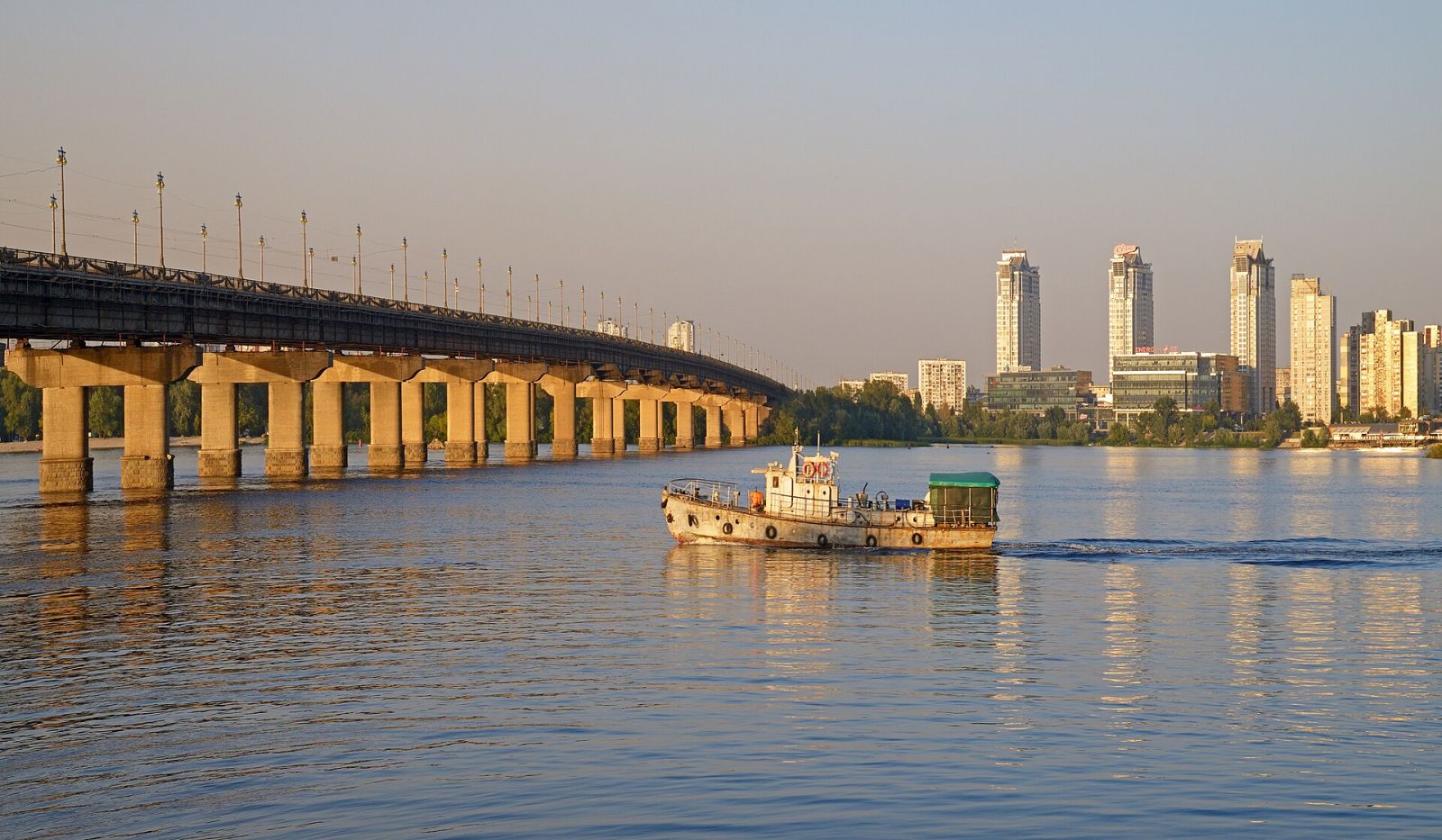 Що подивитися в Дніпрі: набережна, острів і проспект — фото 2