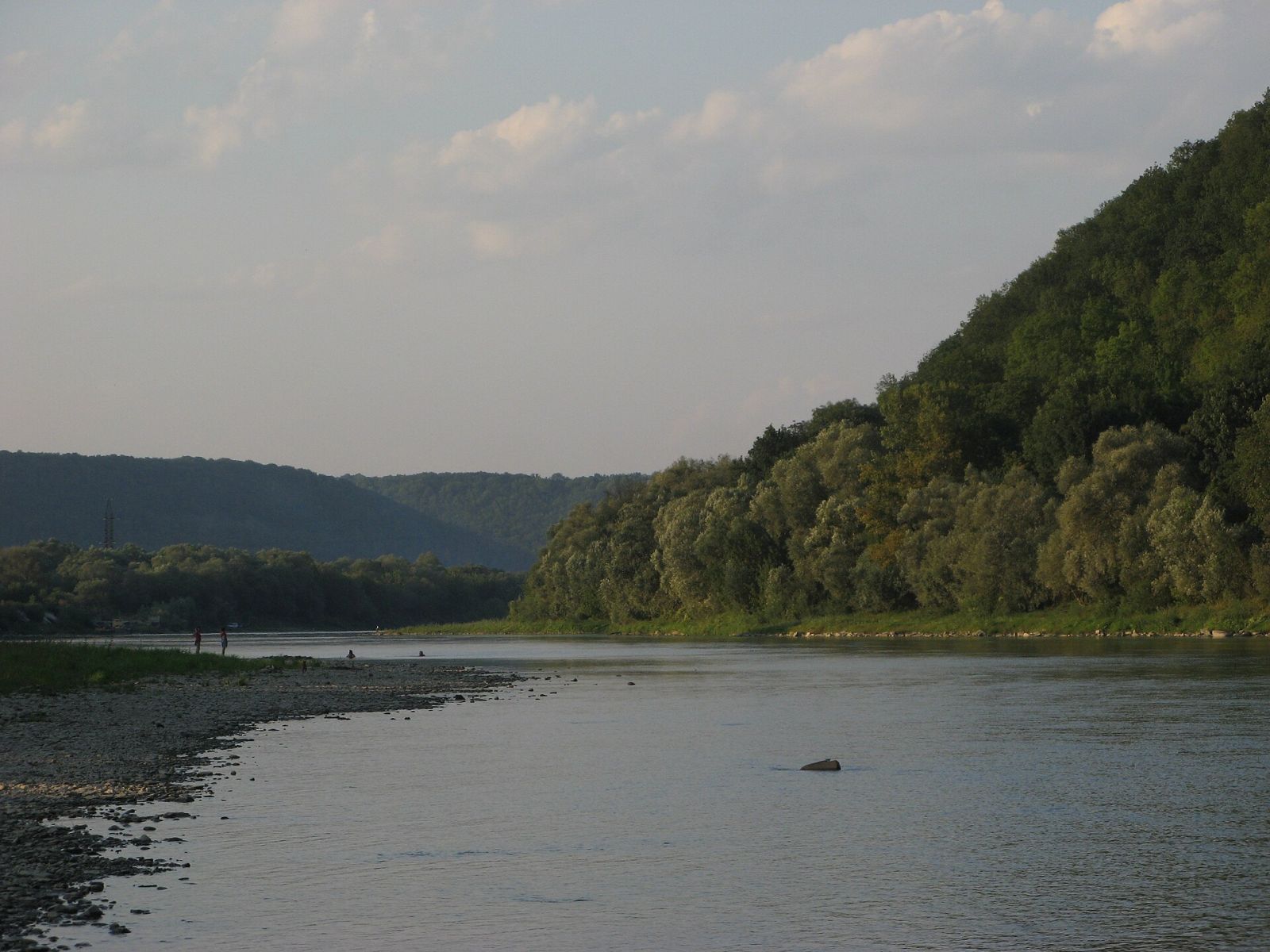 Dniester Canyon: routes and rafting — photo 2 Dniester Canyon: routes and rafting — photo 2
