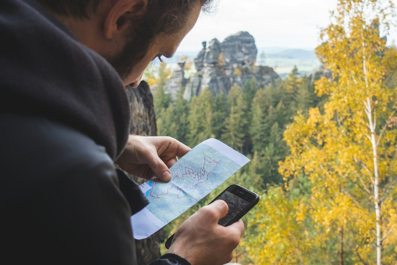 eSIM для подорожей: як працює і кому підходить