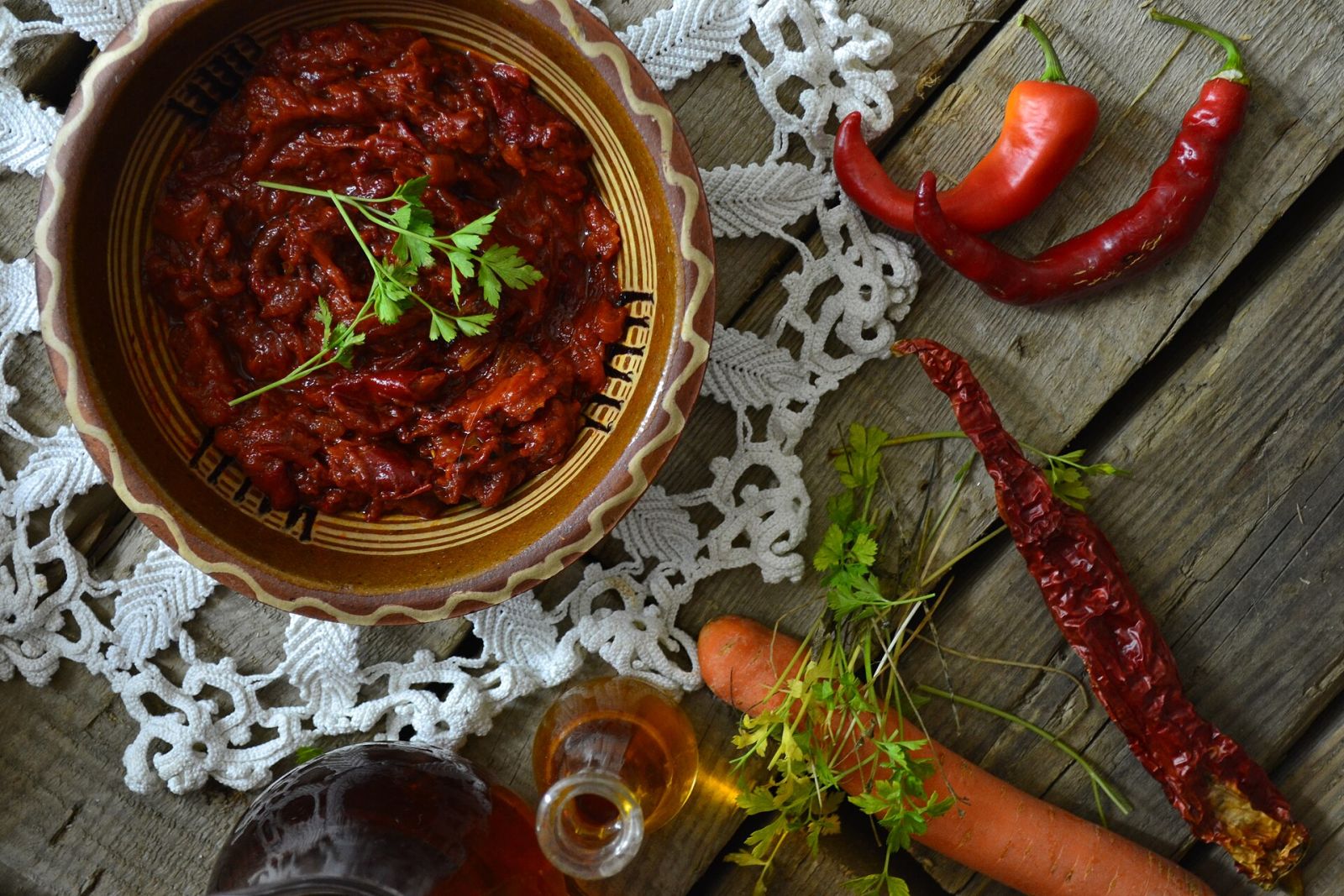 Болгарская кухня: что попробовать, от салата до ракии — фото 4