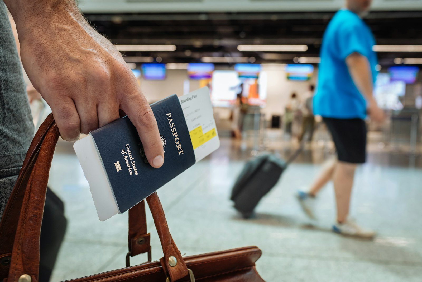 Куди поїхати вперше за кордон: прості напрямки з України