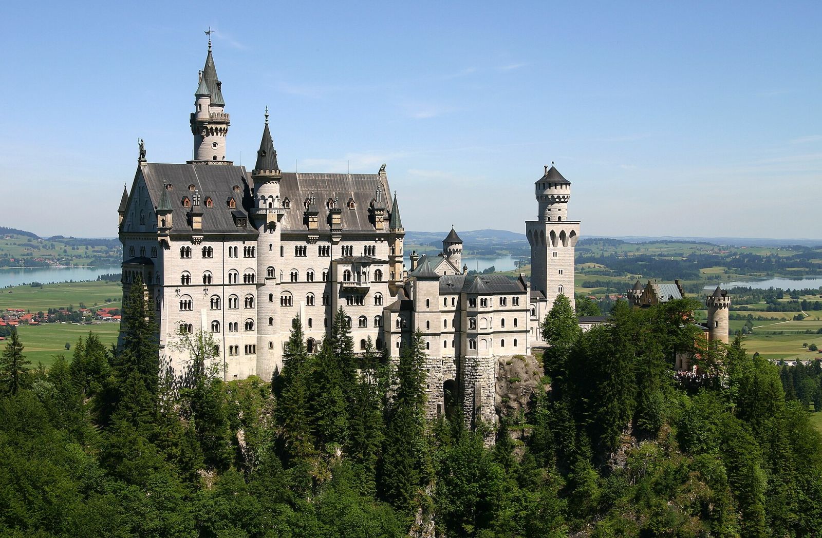 The Most Beautiful Castles in Europe — photo 3 The Most Beautiful Castles in Europe — photo 3