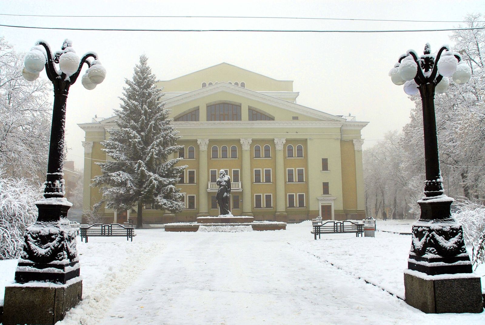 What to See in Poltava: the Round Square, Rotunda and Battlefield — photo 4
