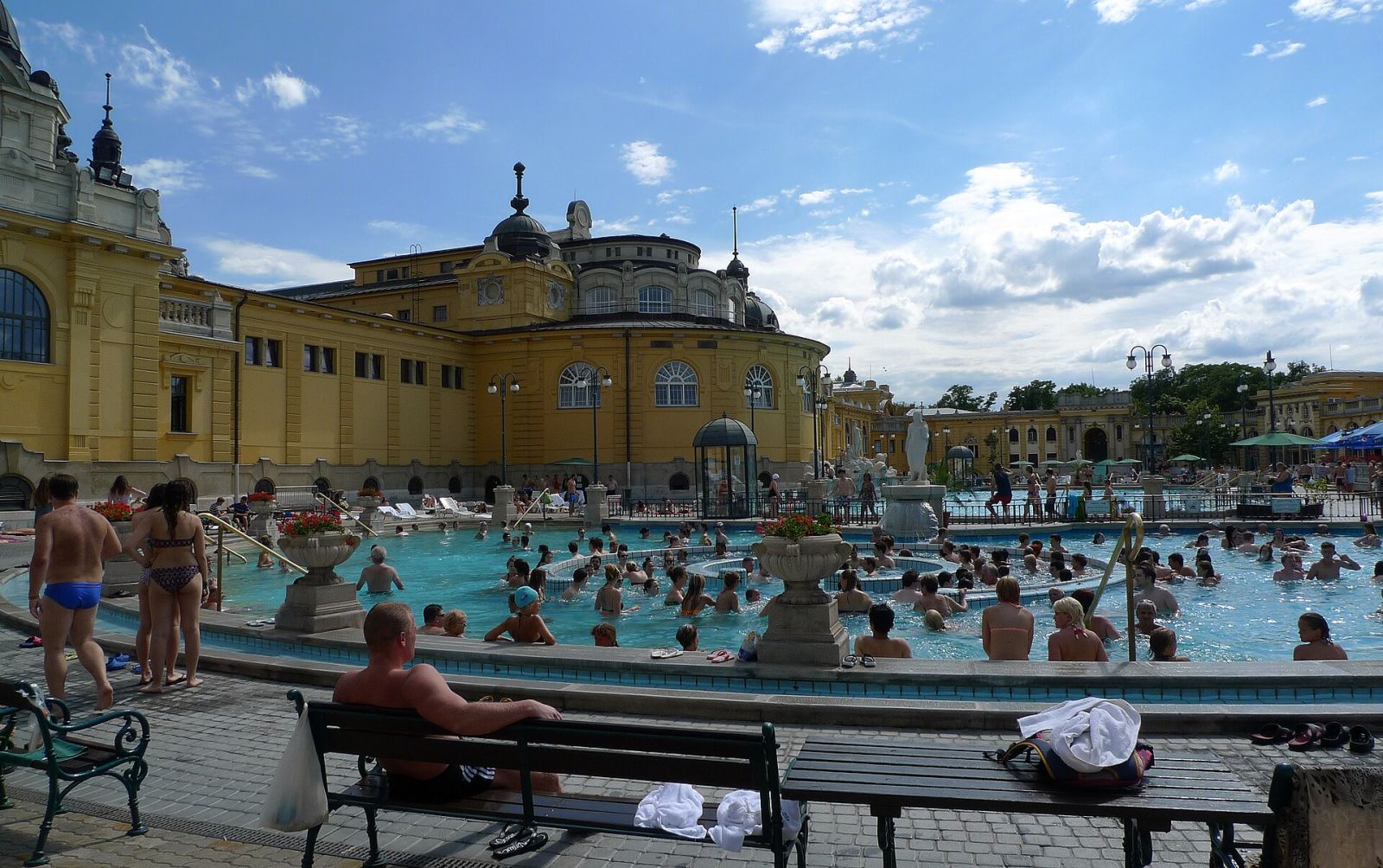 Термальні курорти Європи: куди їхати за гарячою водою — фото 2 Термальні курорти Європи: куди їхати за гарячою водою — фото 2
