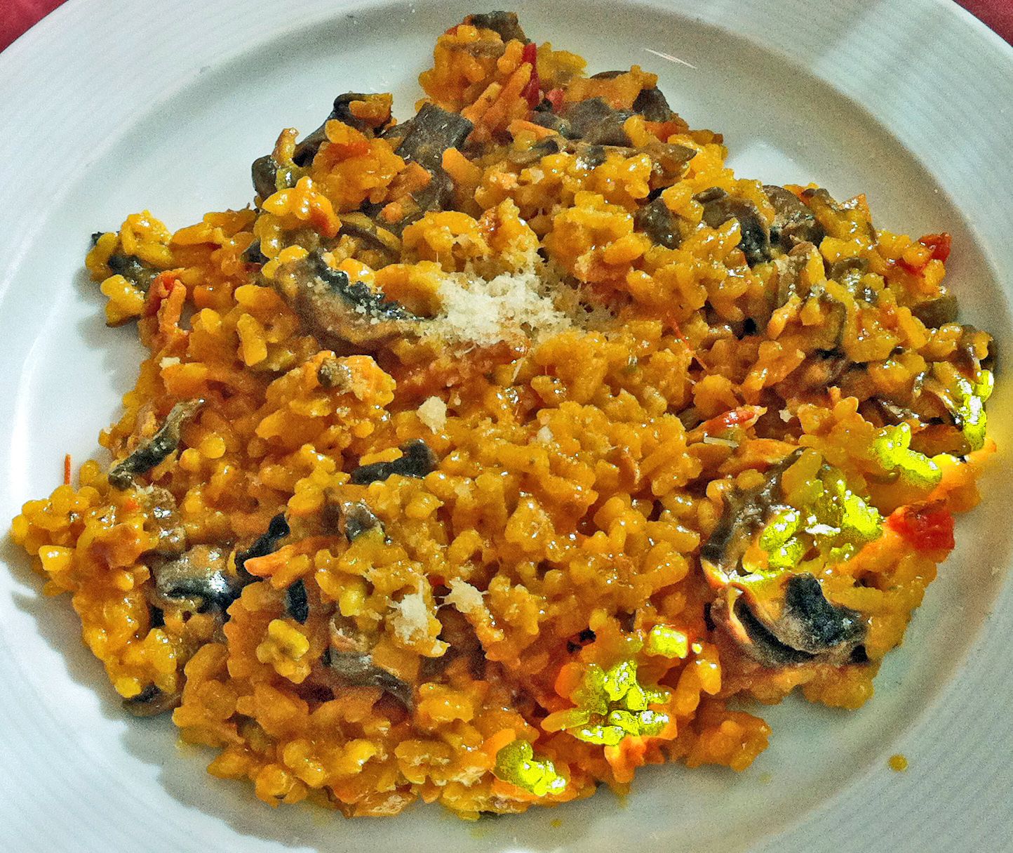 How to Make Stanley Tucci's Classic Milanese Risotto — photo 3 How to Make Stanley Tucci's Classic Milanese Risotto — photo 3