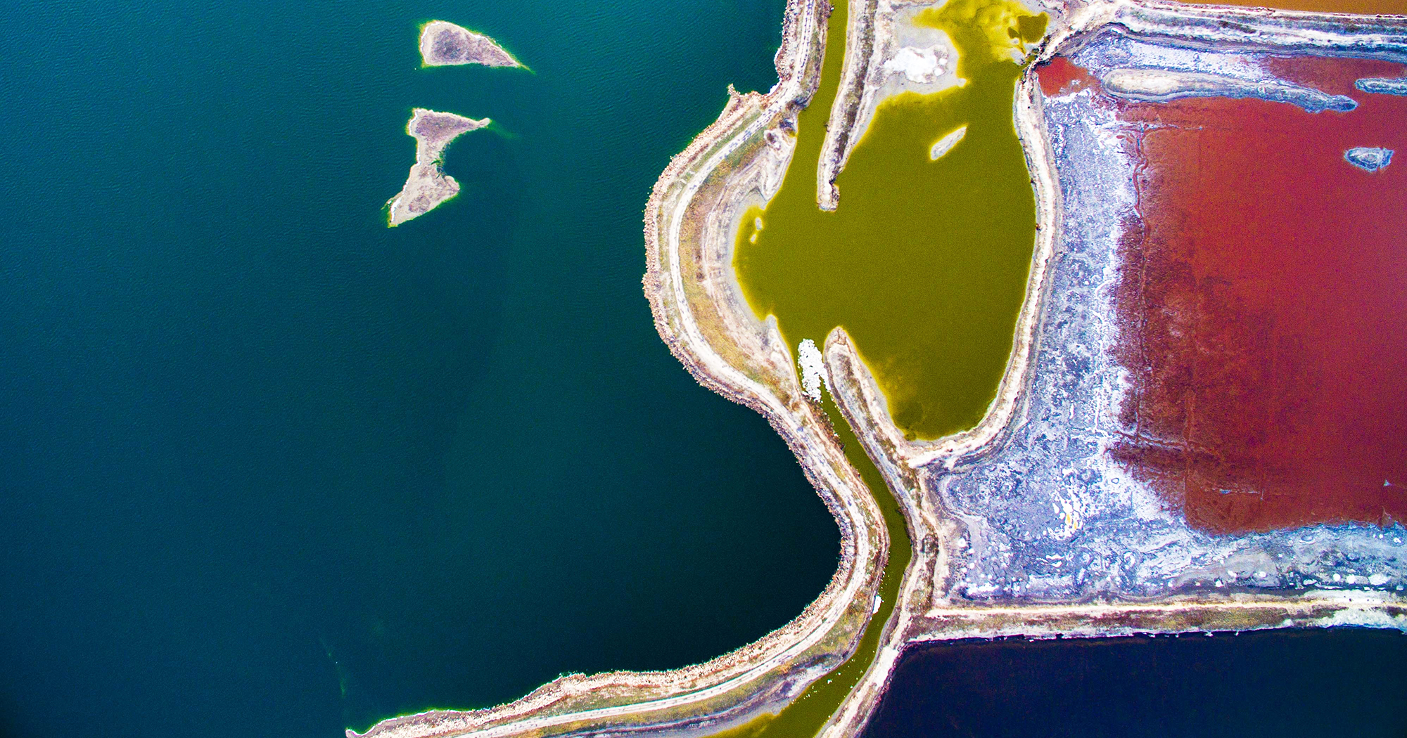 Соленое озеро Юньчэн, красочное "мертвое море" в Китае