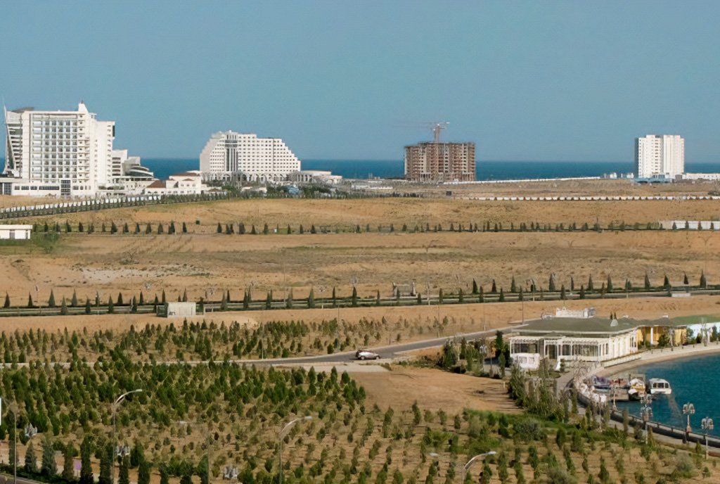 Після десятиліть судової тяганини Каспійське море відкривається для туризму — 8