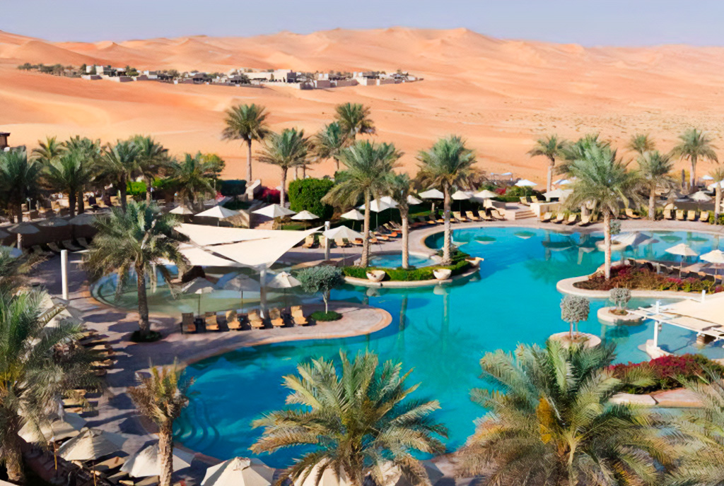 Найгарячіший готель Абу-Дабі: Qasr Al Sarab проти пустелі — 2