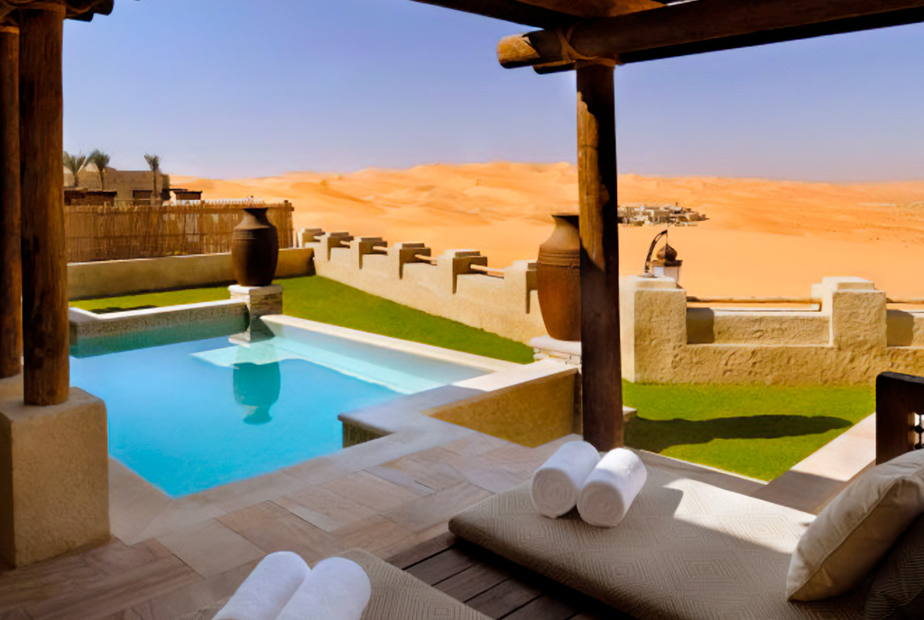 Найгарячіший готель Абу-Дабі: Qasr Al Sarab проти пустелі — 8