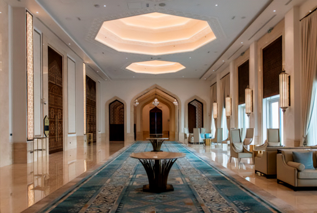Hilton Salwa: Гігантський розкішний готель посеред пустелі — 3