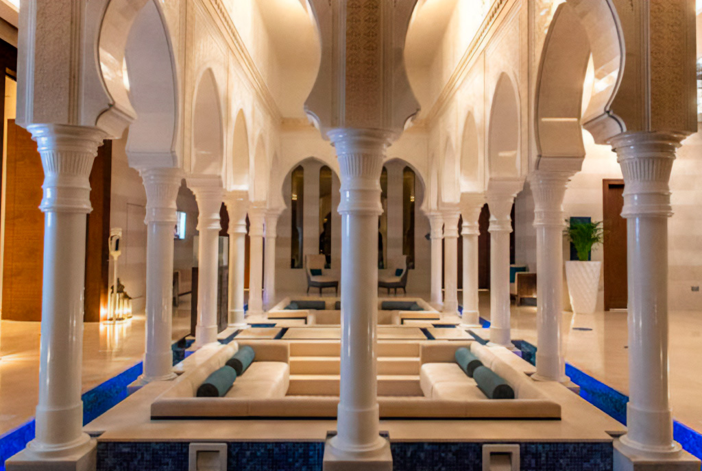 Hilton Salwa: Гігантський розкішний готель посеред пустелі — 5