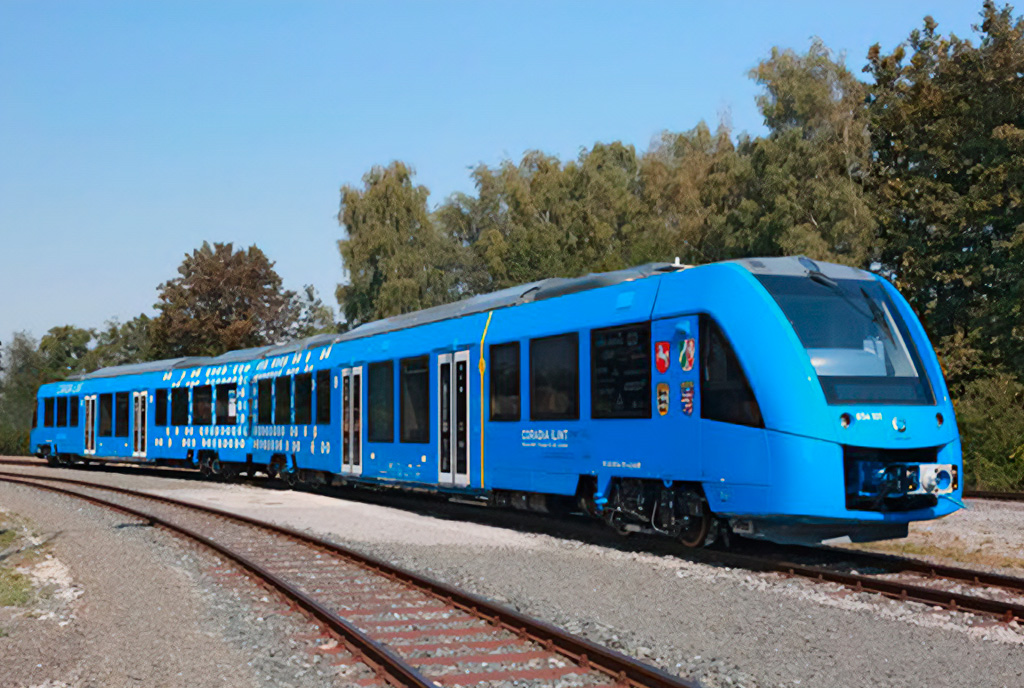 Чи може електрогіперкар, що розвиває швидкість 258 миль на годину, допомогти Дубаю позбутися своїх бензожерних автомобілів? — 9